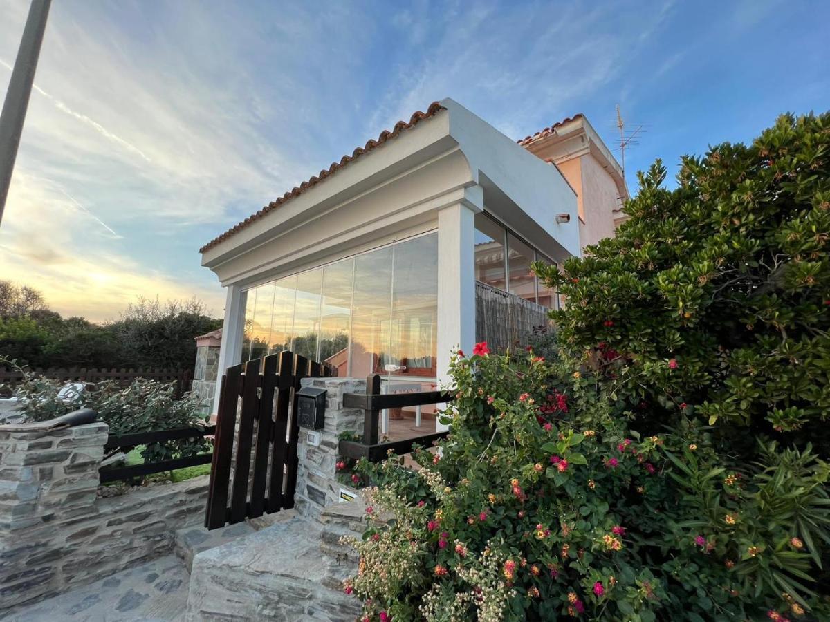Villetta Giulia Fronte Mare Stintino Exterior photo